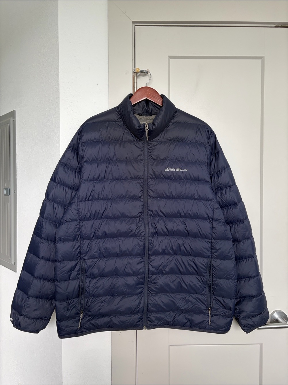 EDDIE BAUER CIRRUSLITE DOWN JACKET NAVY MEN’S T2X